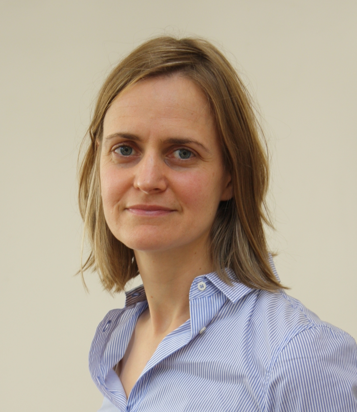 Dr Nicole Sheers Profile Image