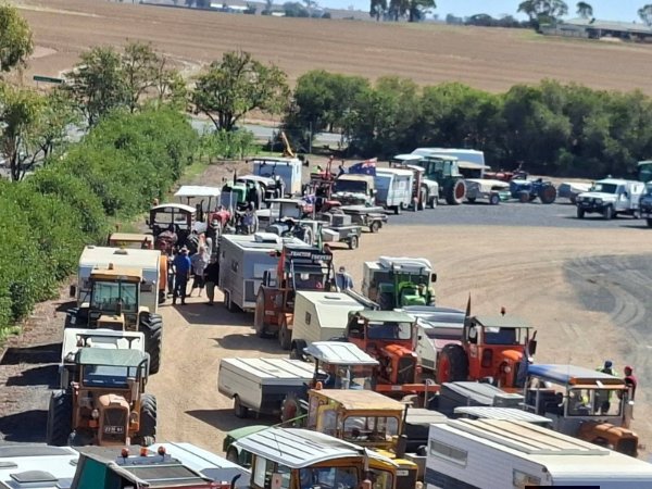 Keeping Ian’s Legacy Rolling: The 2 Rivers Run Tractor Trek driving hope for MND Image